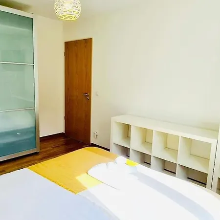 Apartment Luxury One Bedroom Flat With Parking&balcony-cent2 *